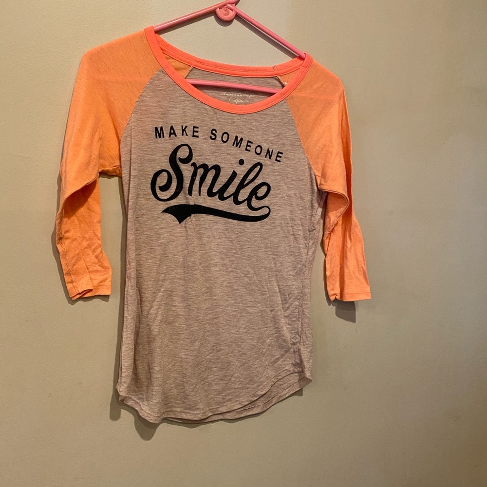 American Eagle T-Shirt | Medium